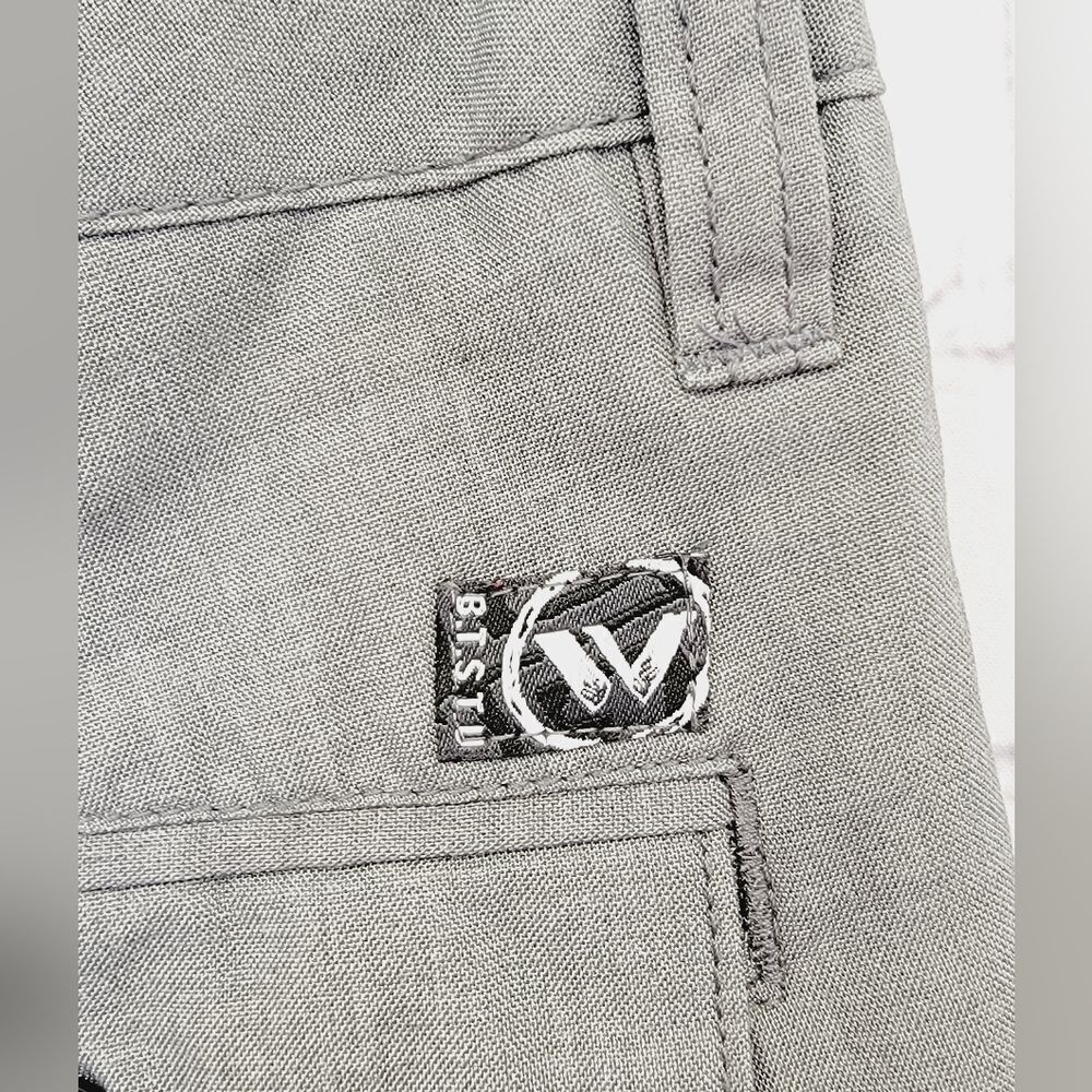 Shaun White Youth Gray Shorts ADJUSTABLE WAIST Size Large